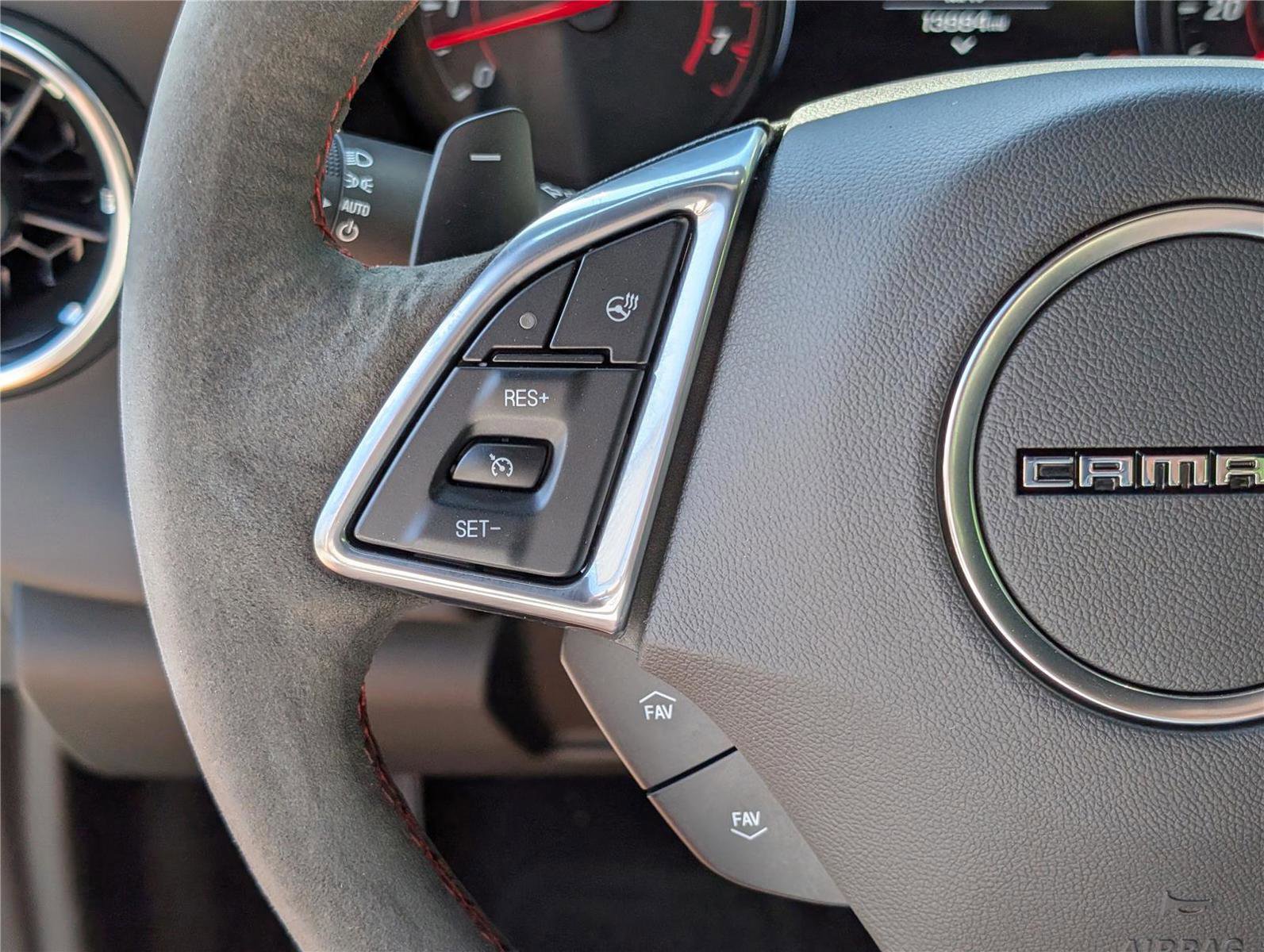 Used 2021 Chevrolet Camaro ZL1 image 22