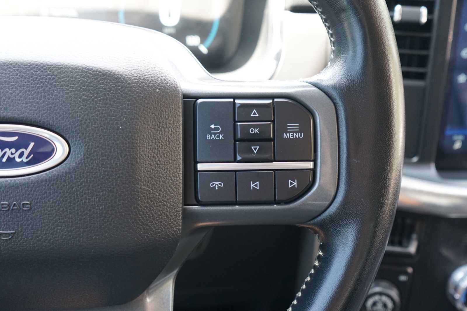 Used 2022 Ford F150 Lariat w/ Equipment Group 502A High AWD/4WD image 14
