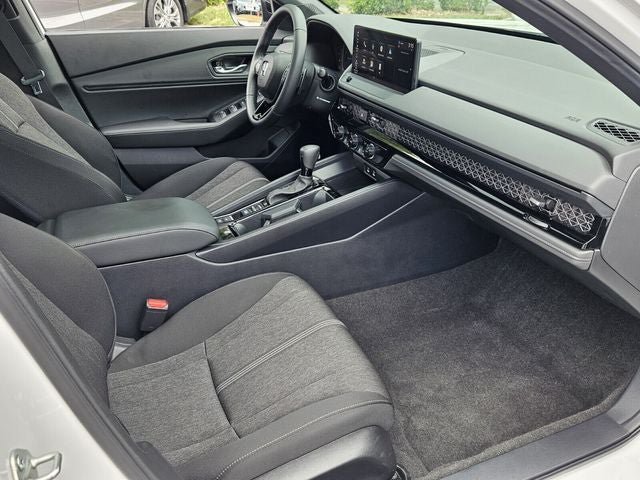 Used 2024 Honda Accord Sport image 14