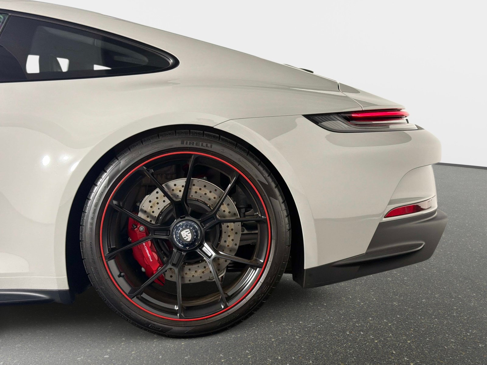 Used 2024 Porsche 911 GT3 RWD image 14