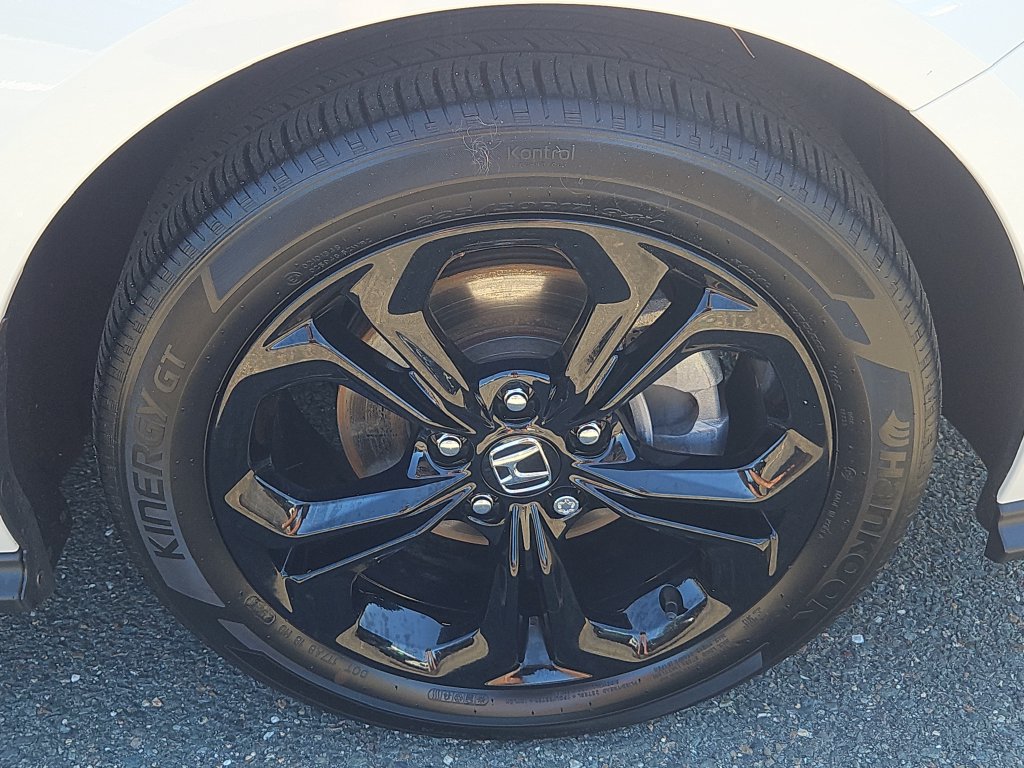 Certified 2025 Honda Accord SE image 10