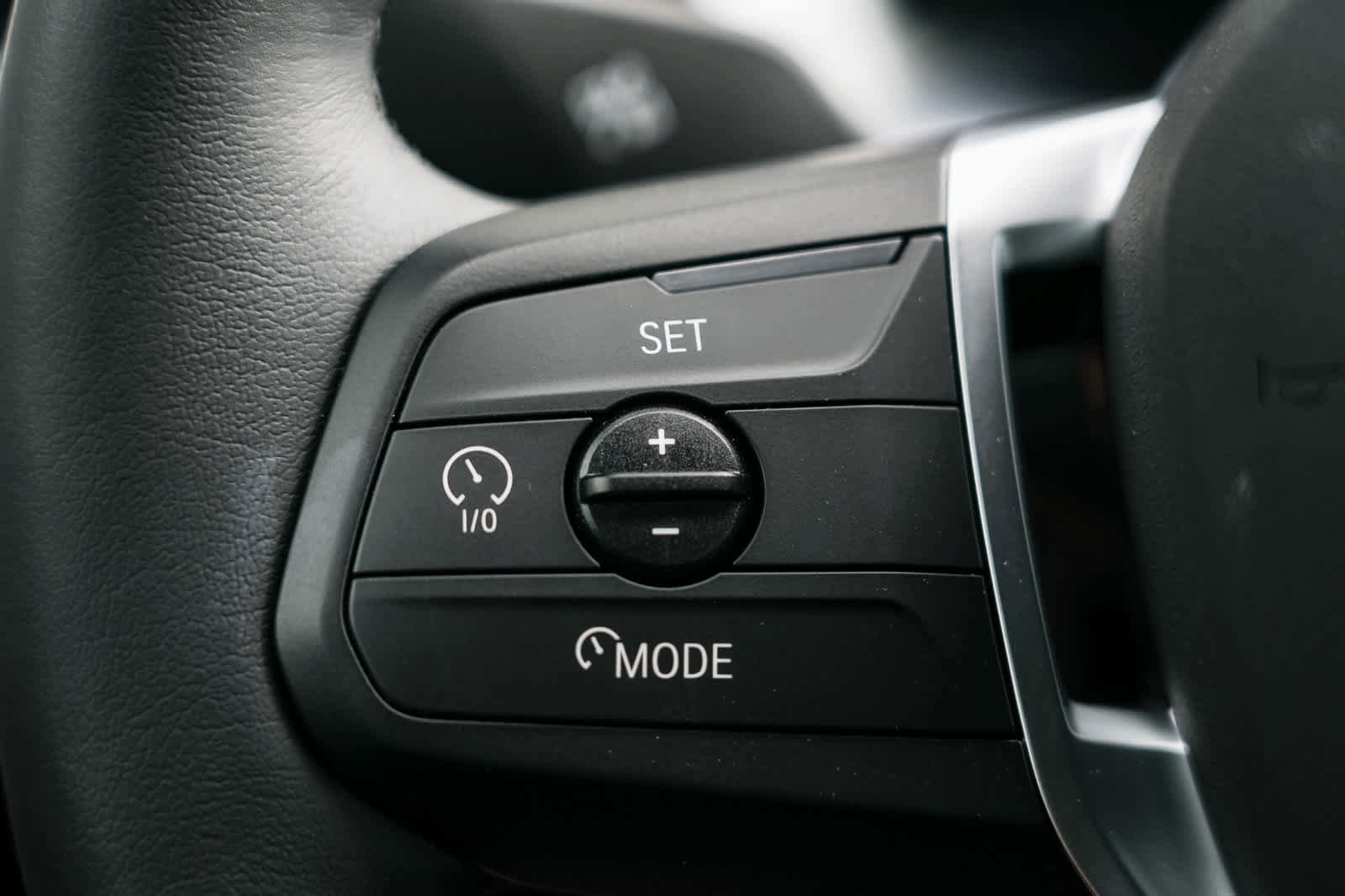 Used 2024 BMW X1 xDrive28i w/ Premium Package image 10