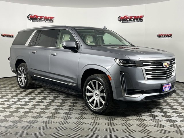 Used 2021 Cadillac Escalade ESV Premium Luxury Platinum image 2