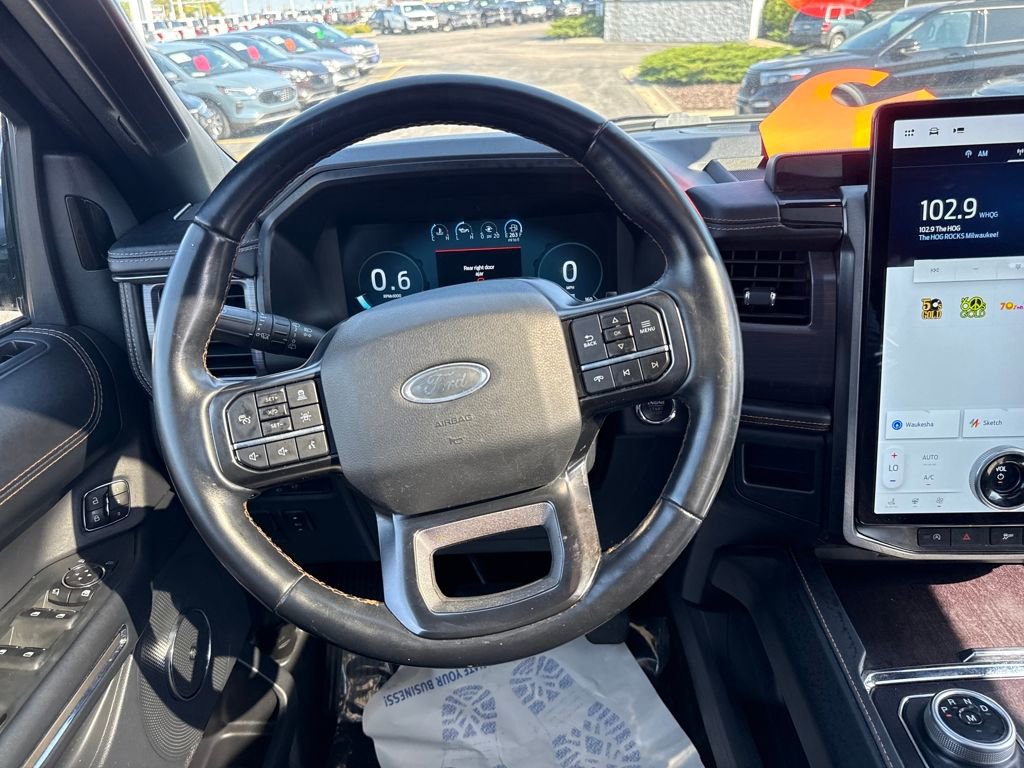 Certified 2022 Ford Expedition Platinum image 15