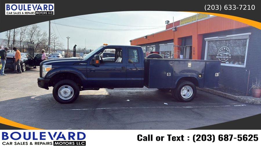 Used 2012 Ford F350 XL w/ PWR Equipment Group image 4