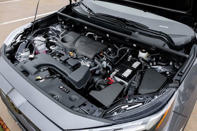 Used 2025 Toyota RAV4 XLE image 50