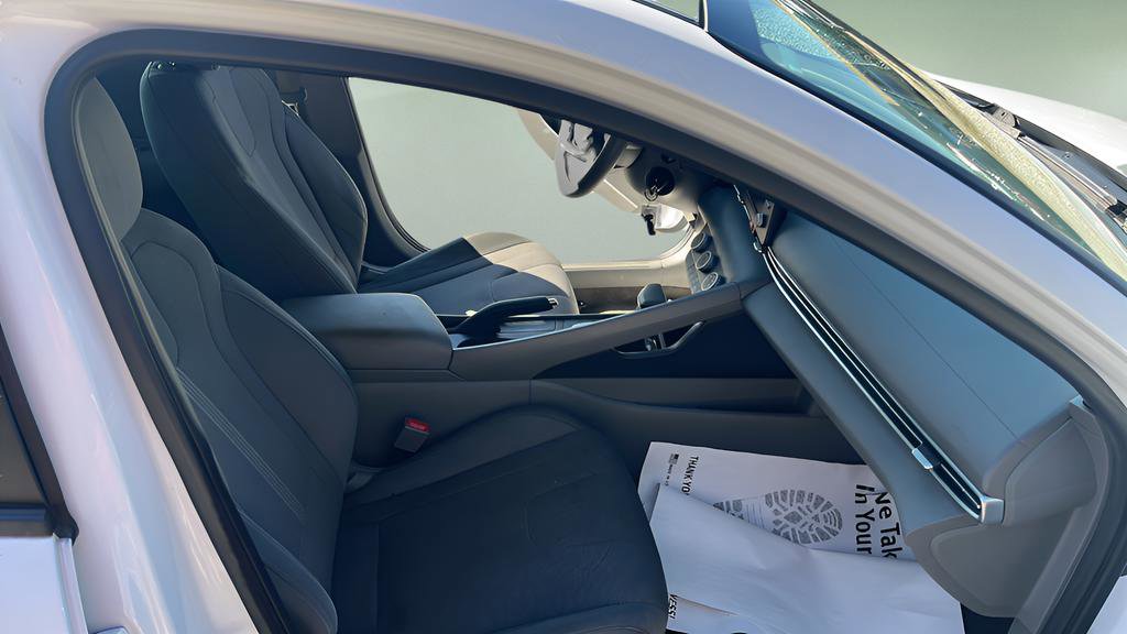 Used 2022 Hyundai Elantra SE w/ Preferred Accessory Package image 15