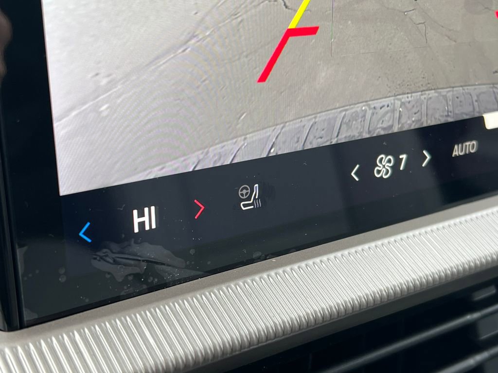 Used 2026 Ford Explorer Active w/ Active Comfort Package image 25