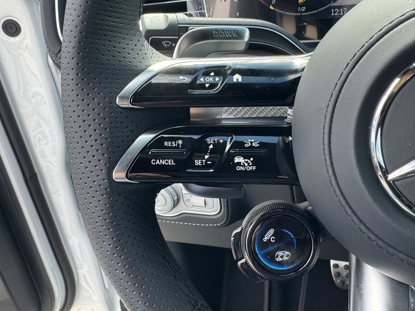 New 2025 Mercedes-Benz GLS 63 AMG 4MATIC image 25