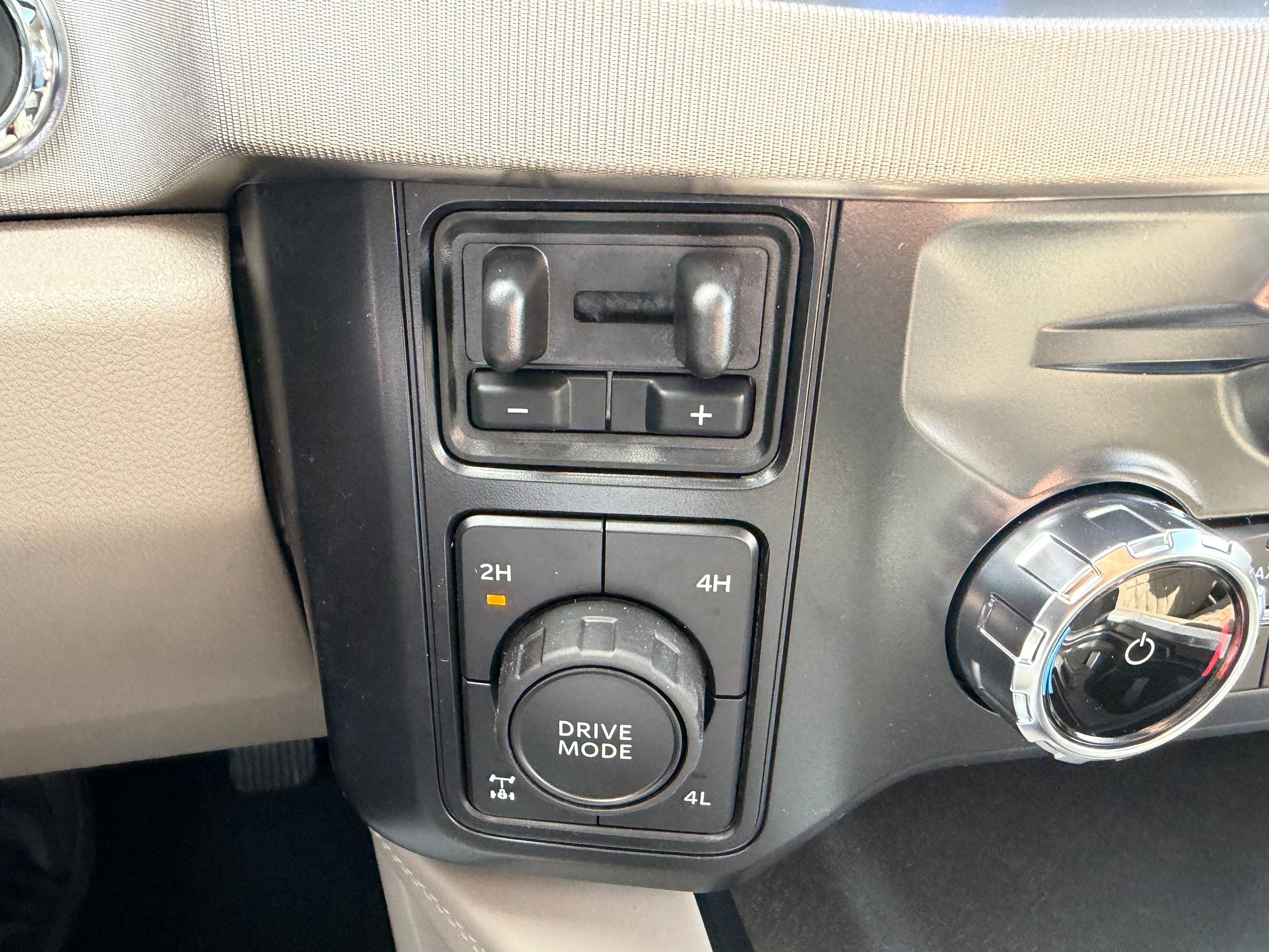 New 2026 Ford F350 Platinum w/ Platinum Plus Package AWD/4WD image 27