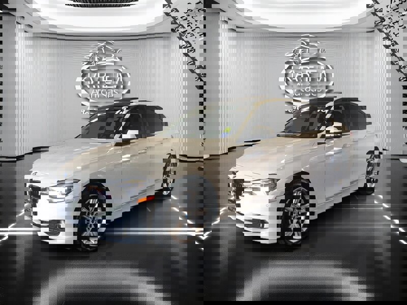 Used 2015 BMW 320i Sedan image 1