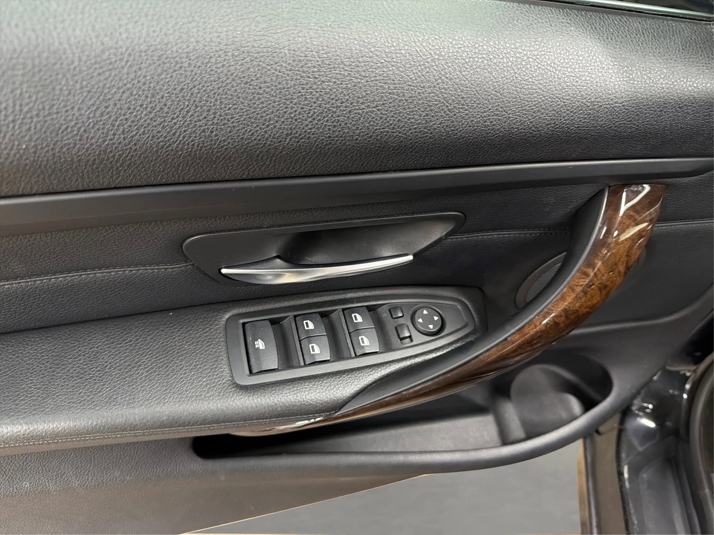 Used 2014 BMW 428i Convertible image 27