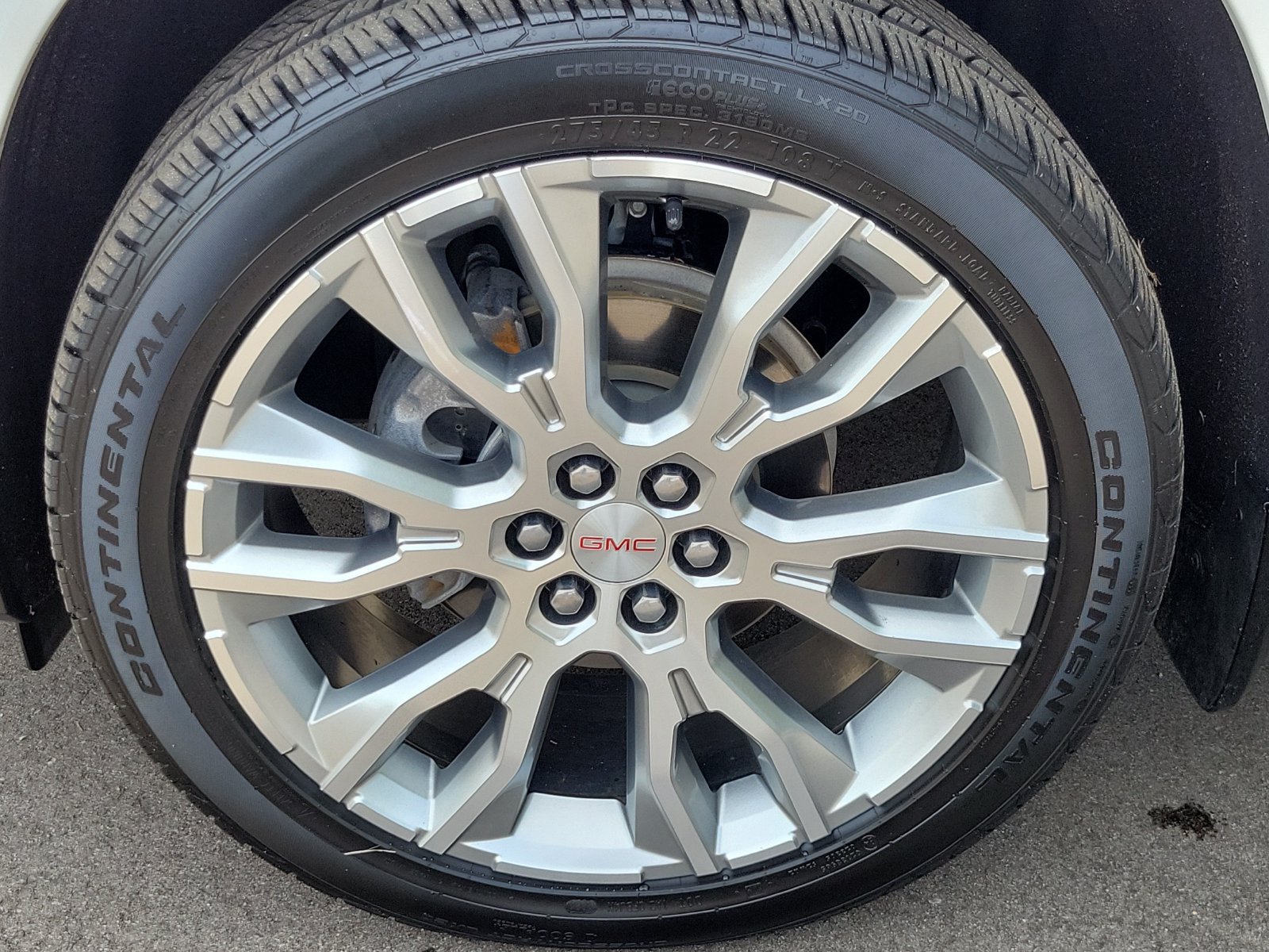 Used 2024 GMC Acadia Denali w/ Super Cruise Package AWD/4WD image 6