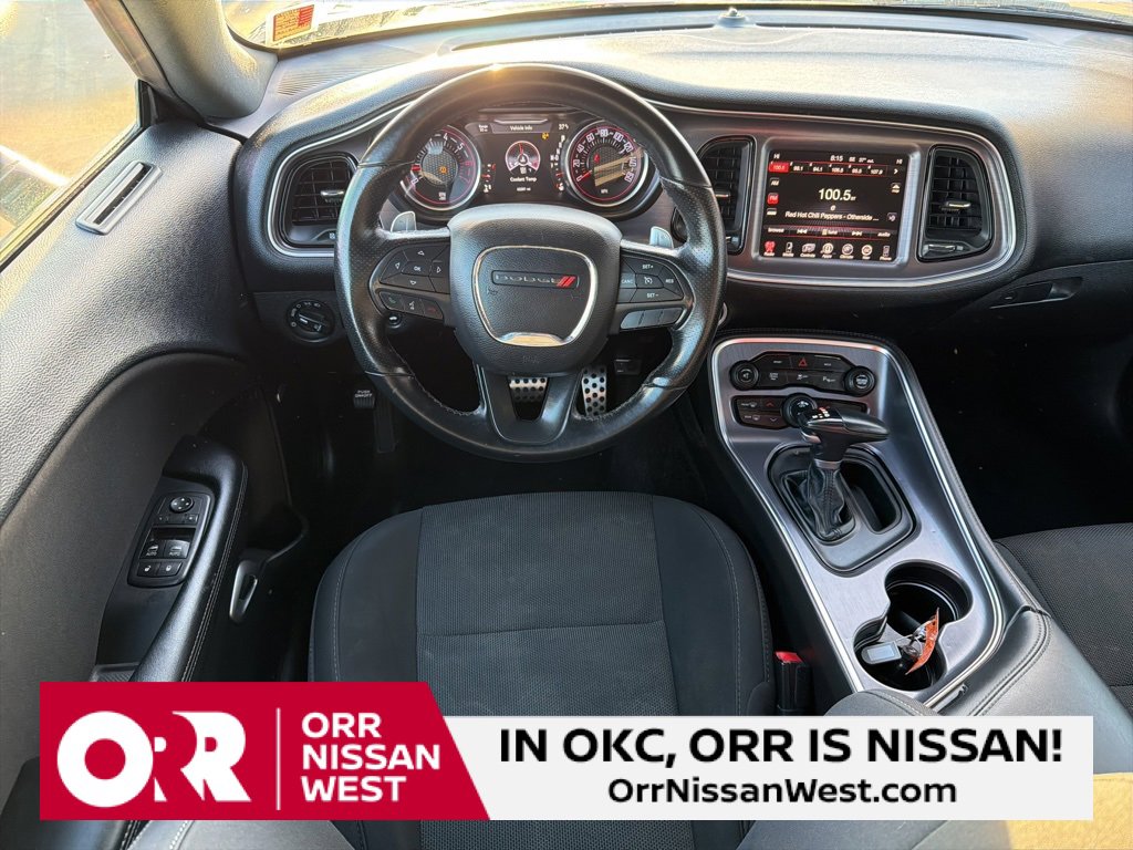 Used 2016 Dodge Challenger R/T image 20