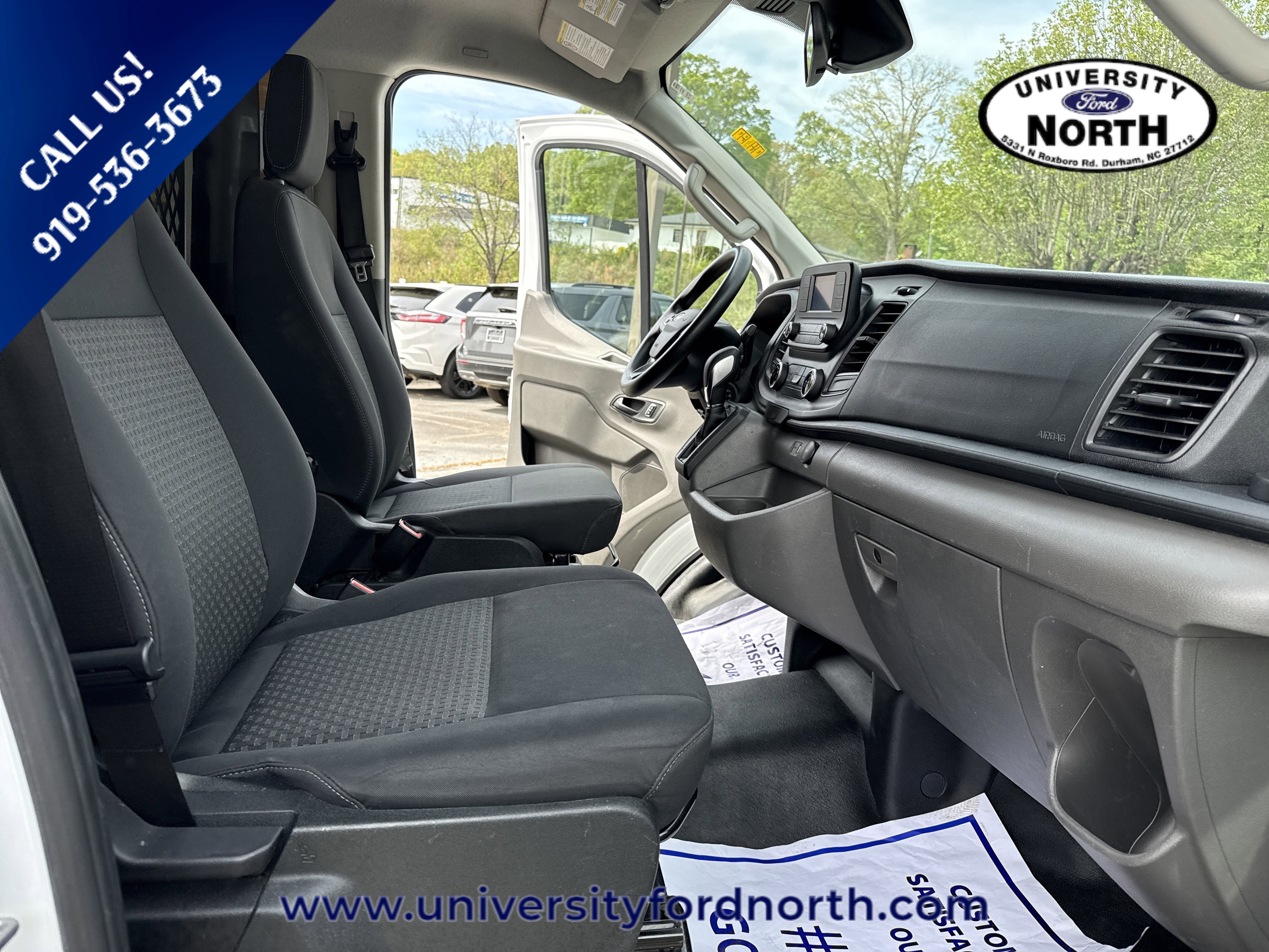 Used 2024 Ford Transit 250 Low Roof w/ Exterior Upgrade Package RWD image 27