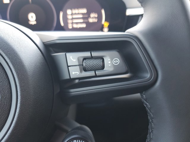 Used 2025 Porsche Macan Electric image 30