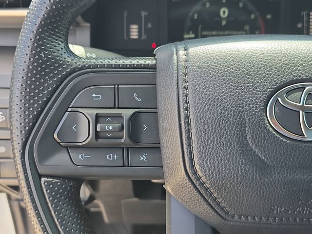Used 2026 Toyota Tacoma SR AWD/4WD image 17
