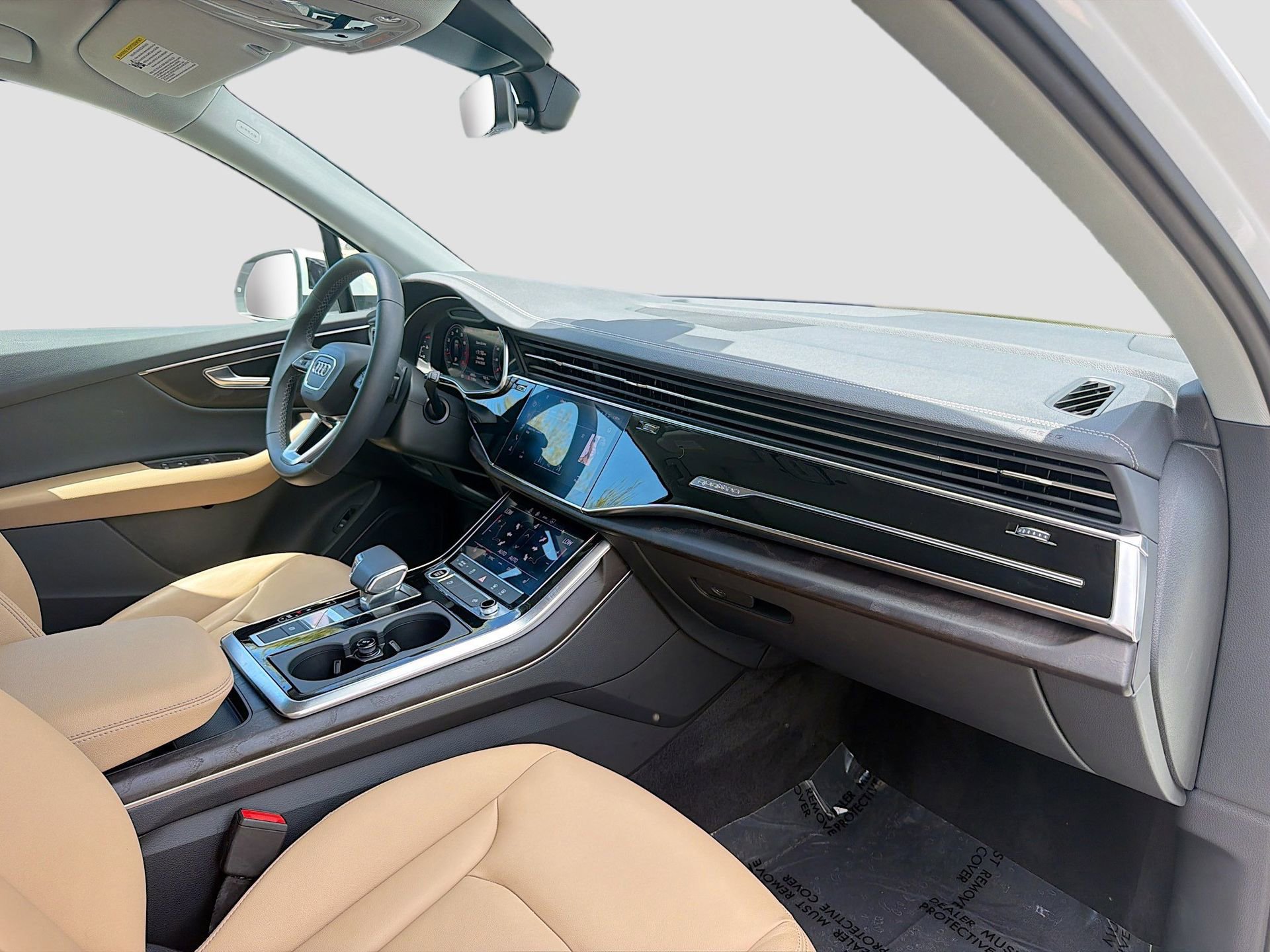 Used 2025 Audi Q7 3.0T Premium image 16