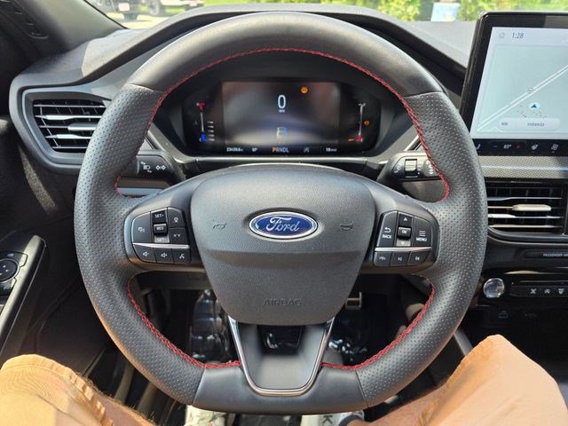 Used 2023 Ford Escape ST-Line w/ Tech Pack #1 AWD/4WD image 24
