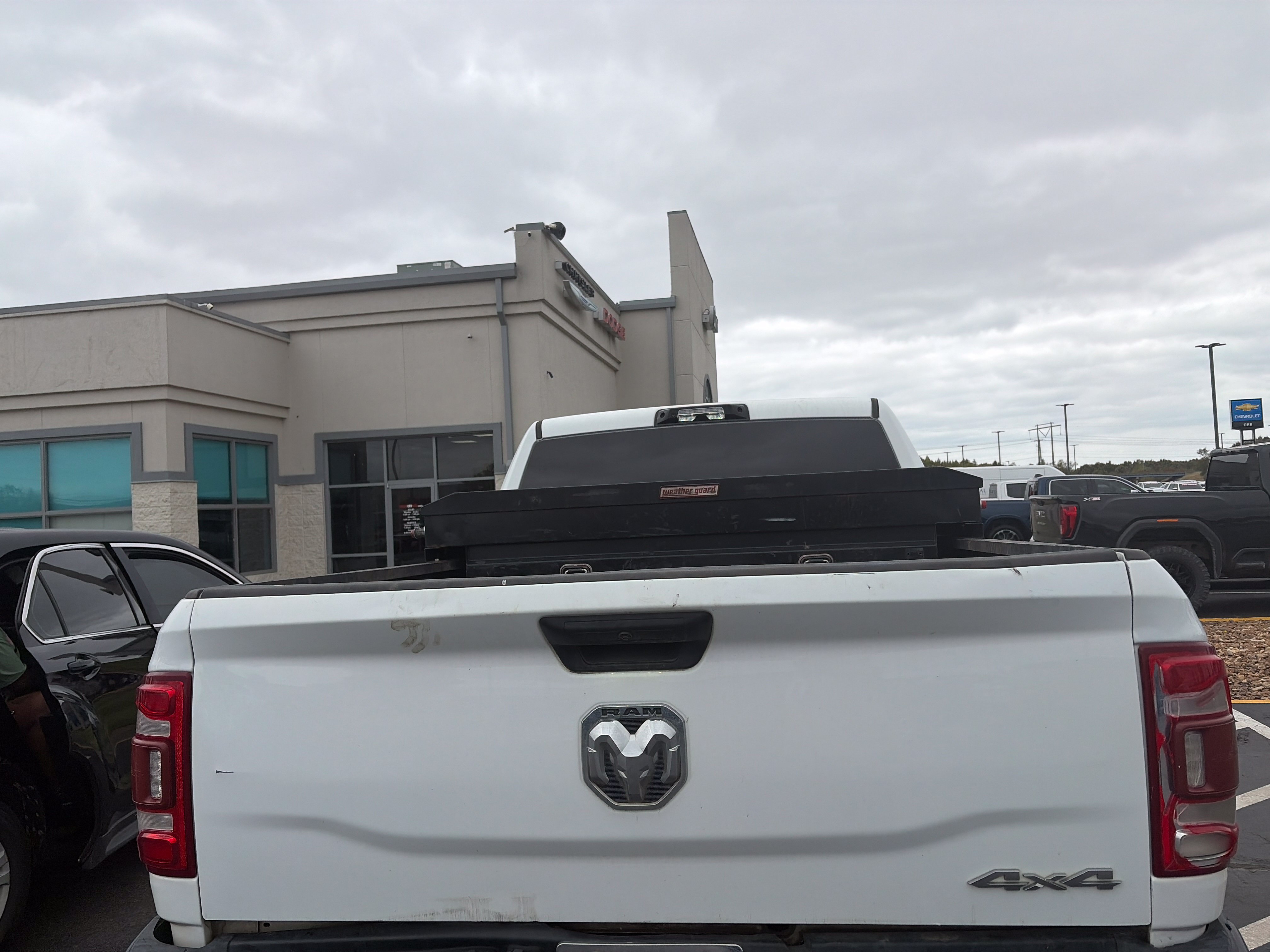 Used 2022 RAM 2500 Tradesman w/ Safety Group AWD/4WD image 9