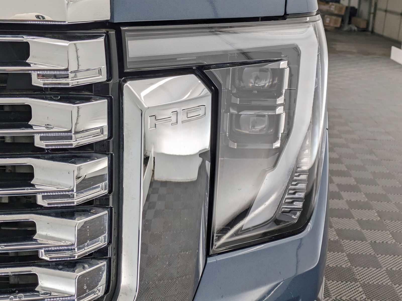 Used 2025 GMC Sierra 2500 Denali w/ Denali Reserve Package image 10