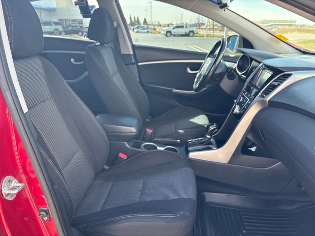 Used 2016 Hyundai Elantra GT w/ Option Group 02 image 22