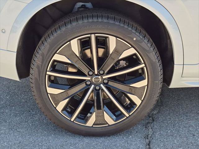 New 2027 Volvo XC90 B6 Plus AWD/4WD image 6