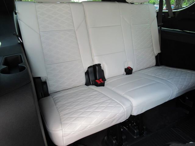 New 2026 Cadillac Escalade ESV Platinum Sport AWD/4WD image 39