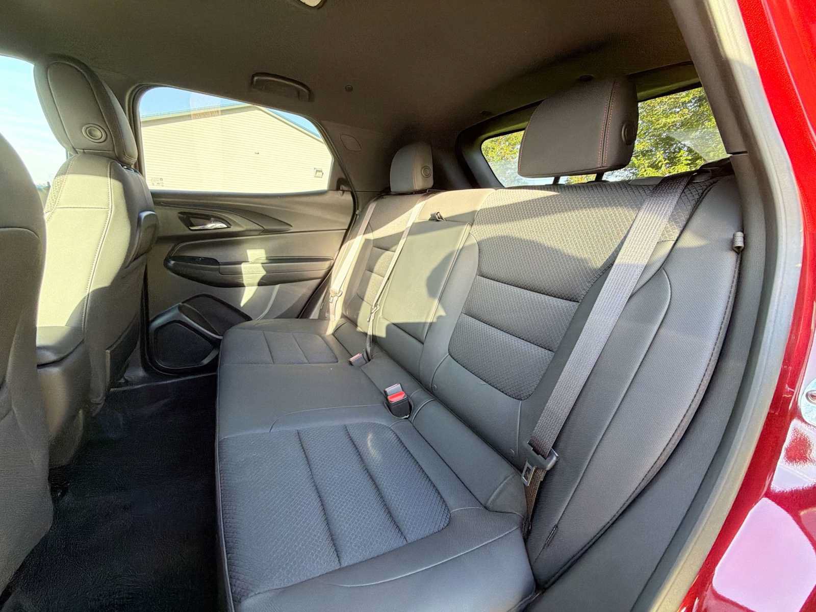 Used 2023 Chevrolet TrailBlazer RS w/ Convenience Package AWD/4WD image 16