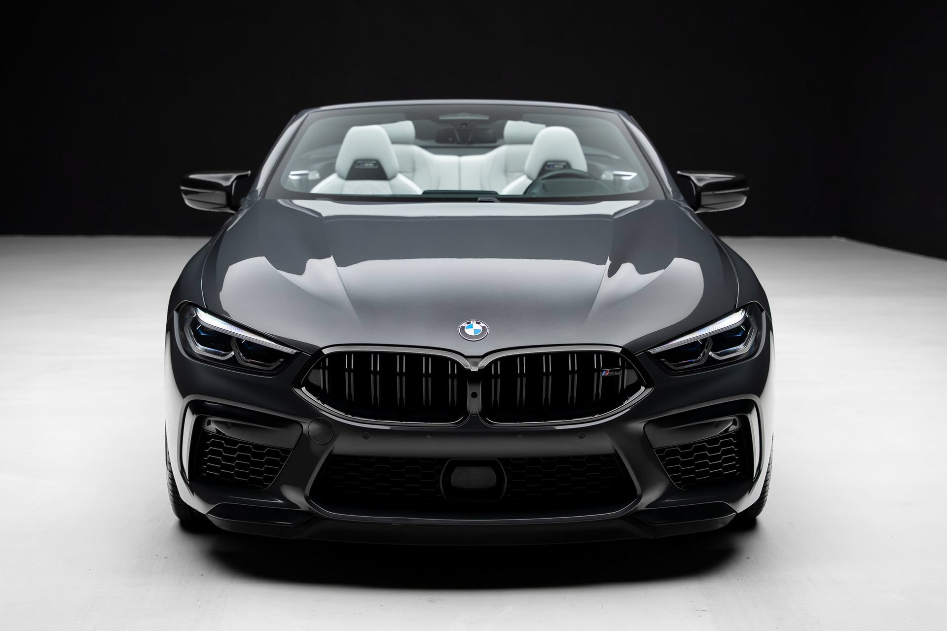 Used 2020 BMW M8 Convertible AWD/4WD image 9