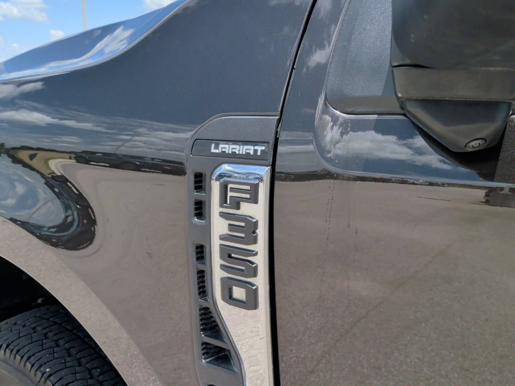 Used 2024 Ford F350 Lariat w/ Lariat Ultimate Package AWD/4WD image 53