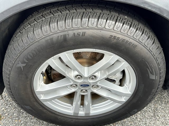 Used 2020 Ford Explorer XLT image 23