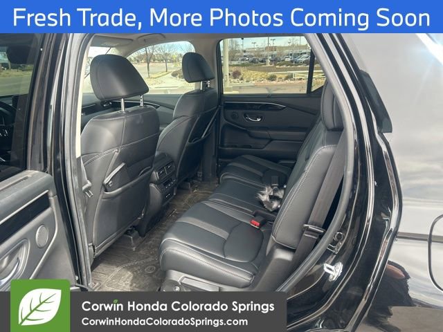 Used 2024 Honda Pilot Touring image 9