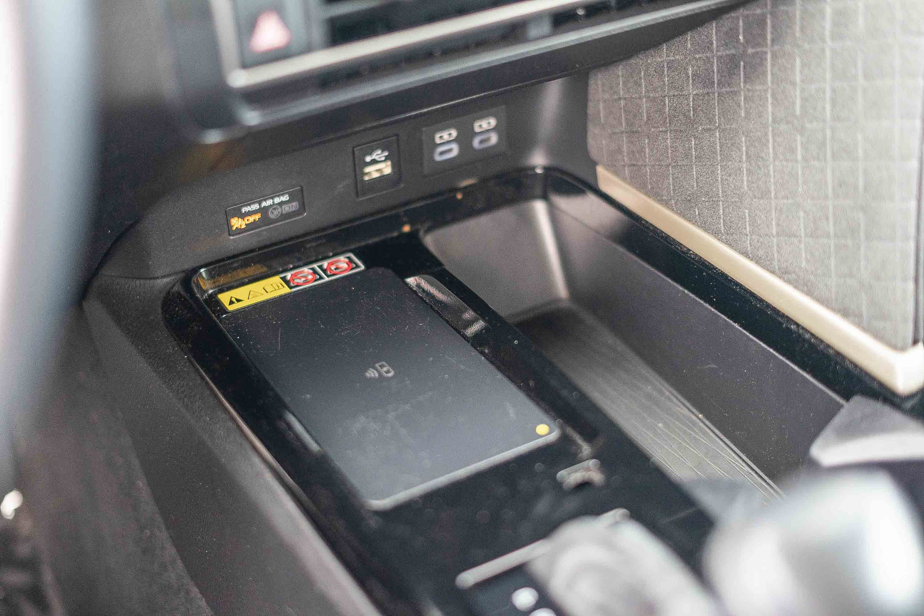 Certified 2025 Toyota Camry XLE image 25