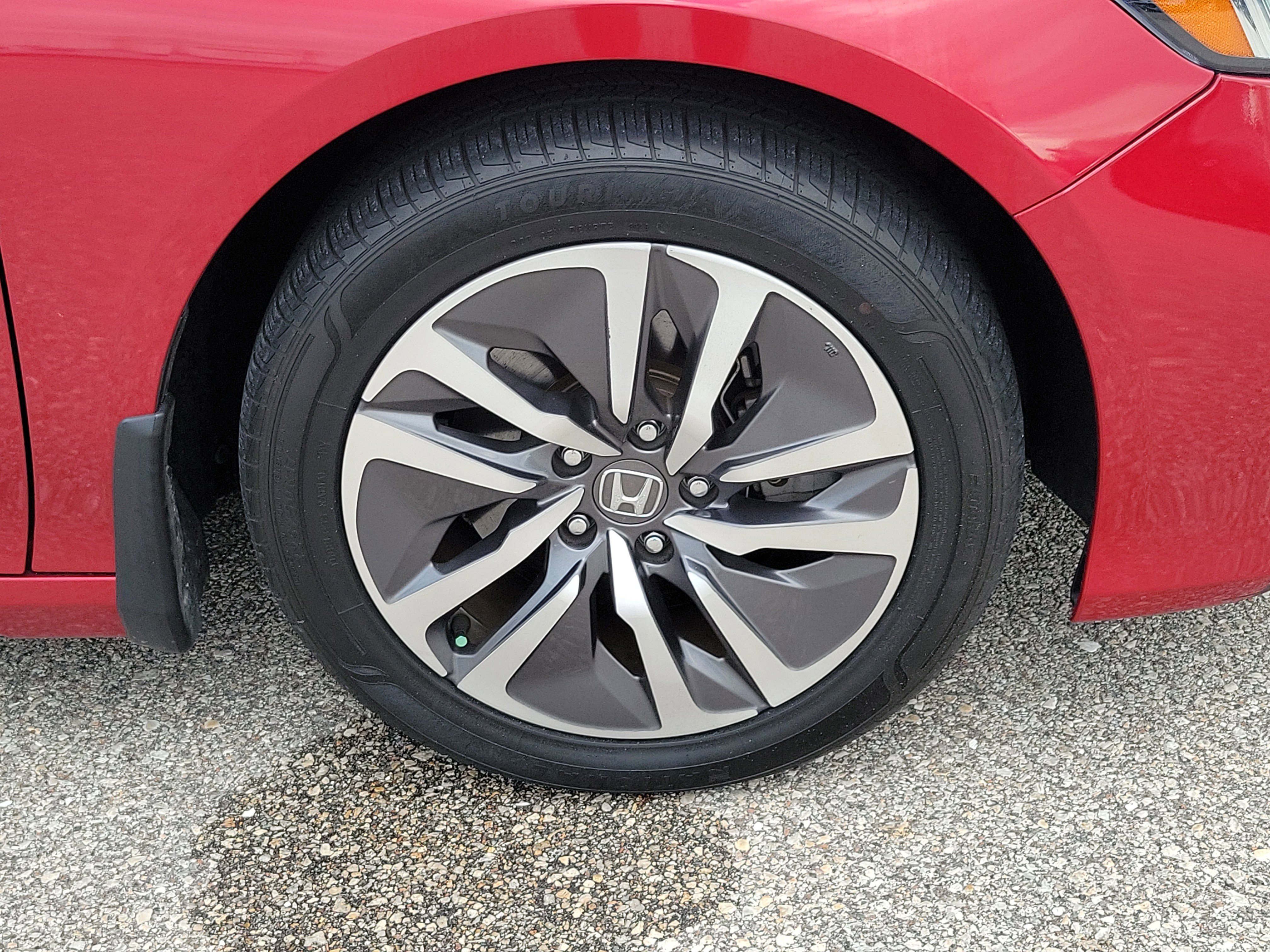 Used 2019 Honda Accord Touring image 7
