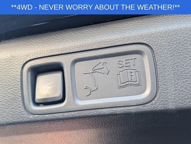 Used 2024 Ford Expedition XLT image 13