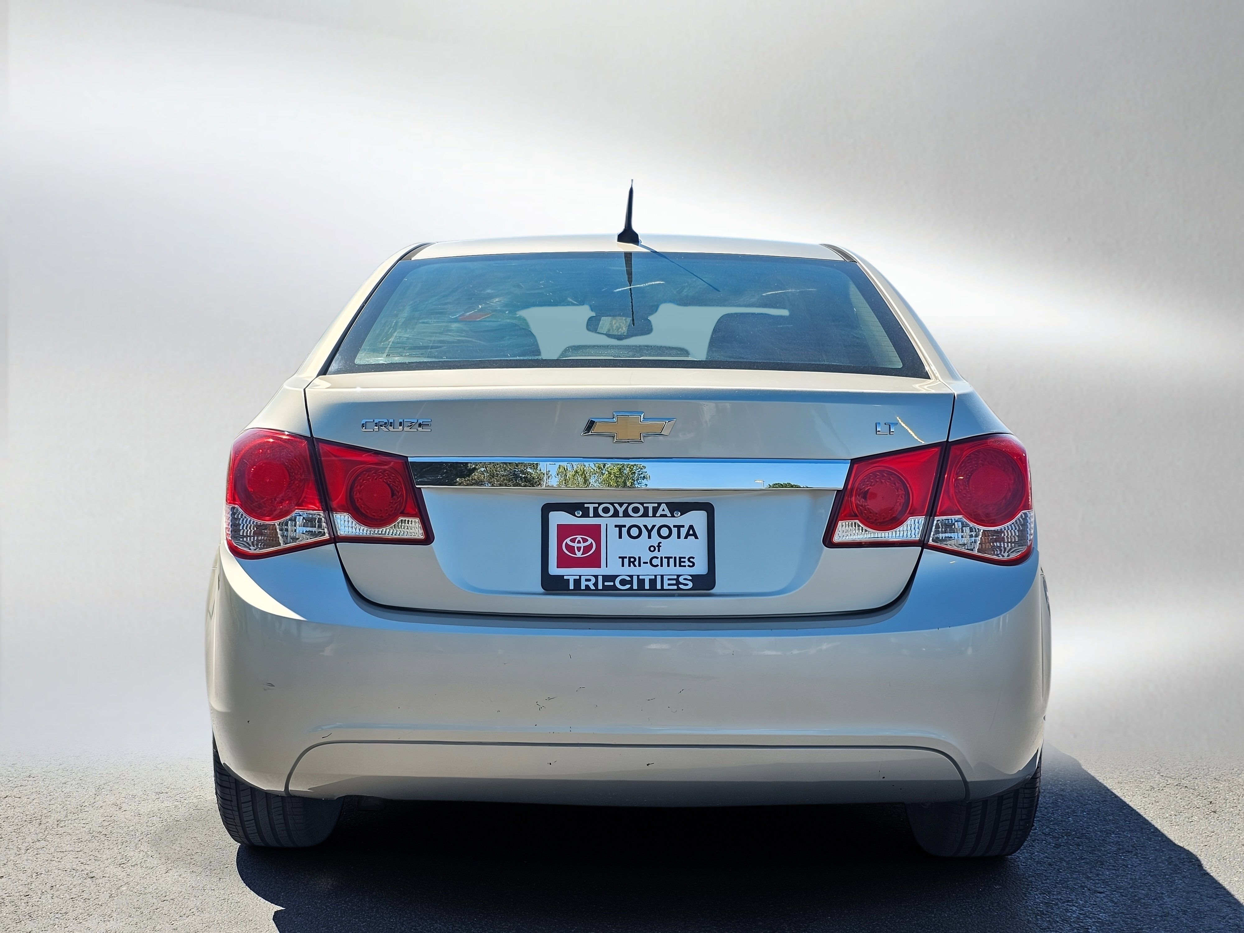 Used 2013 Chevrolet Cruze LT FWD image 4