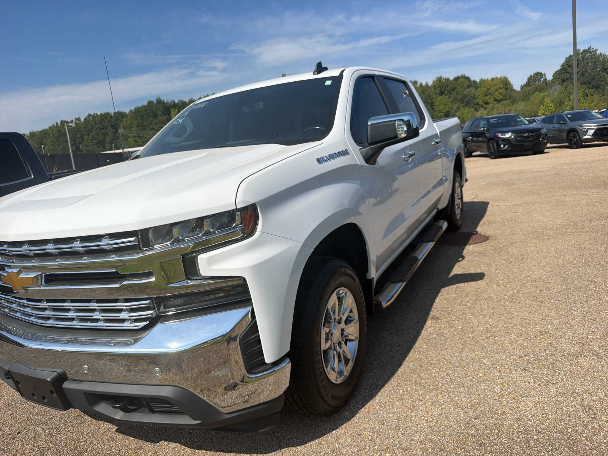 Used 2019 Chevrolet Silverado 1500 LT w/ Convenience Package RWD image 1