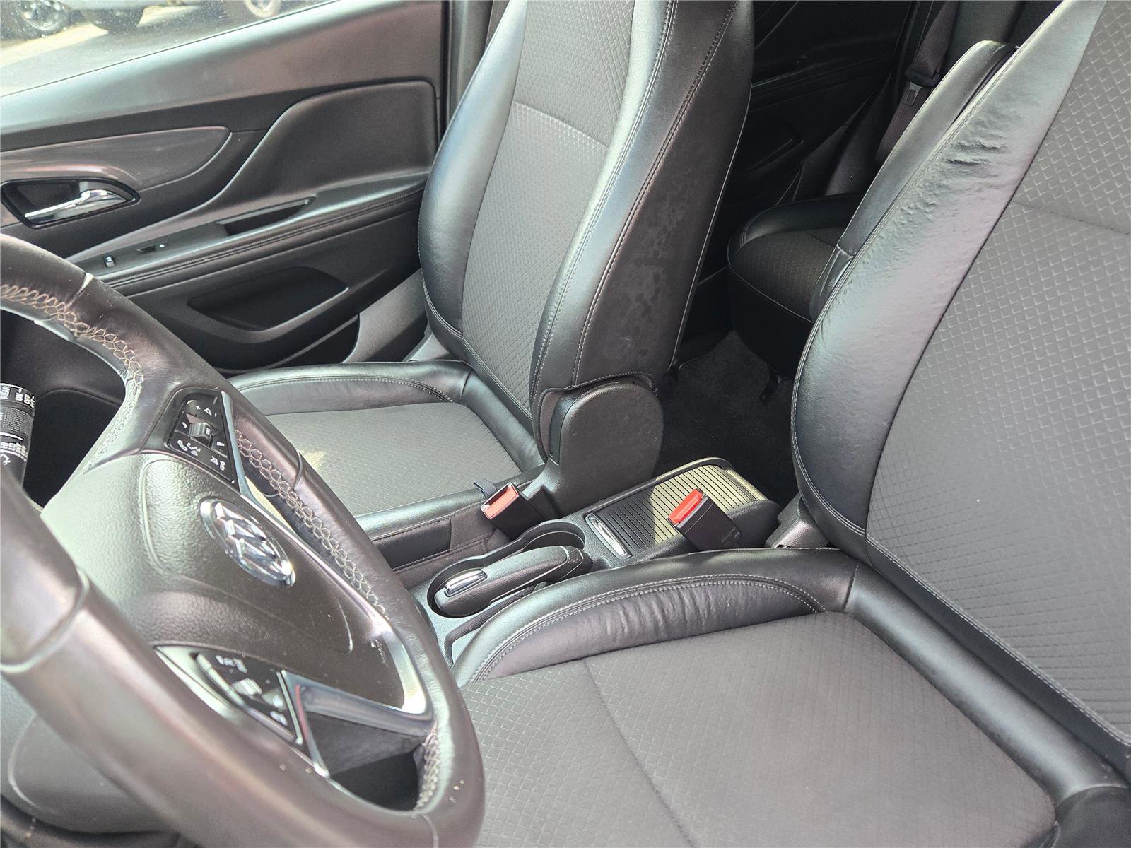 Used 2017 Buick Encore Preferred image 17