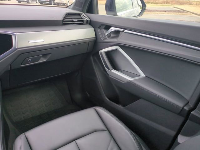 Used 2021 Audi Q3 2.0T Premium image 17