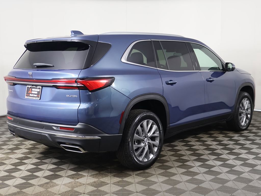 Used 2026 Buick Enclave Preferred AWD/4WD image 13