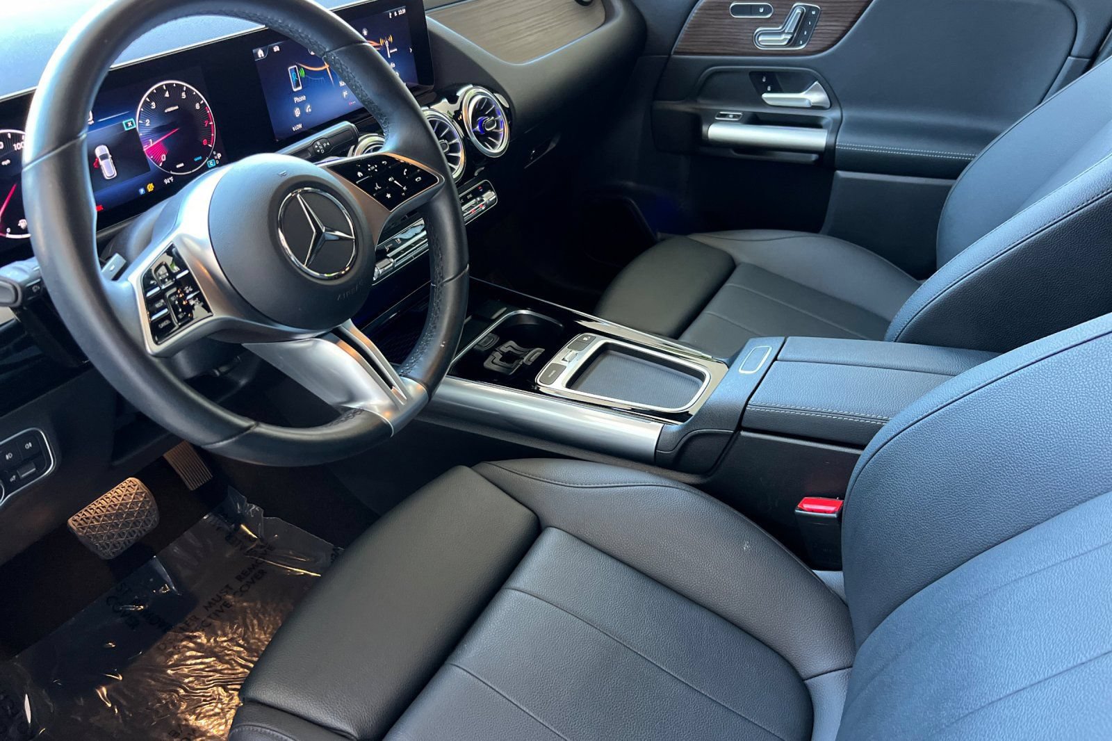 Certified 2025 Mercedes-Benz GLA 250 4MATIC image 14