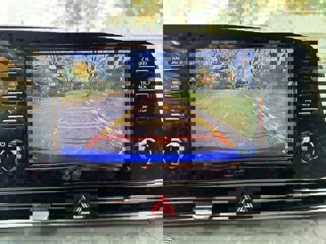 Certified 2022 Hyundai Elantra SEL w/ Convenience Package image 24