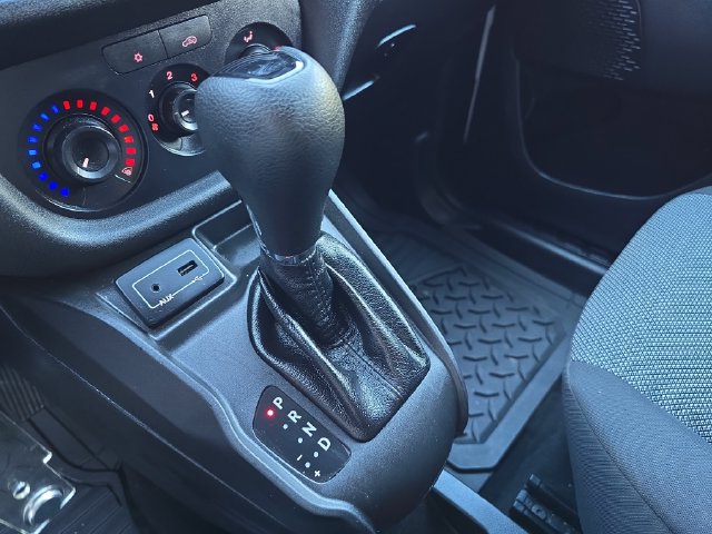 Used 2018 RAM ProMaster City Tradesman FWD image 23