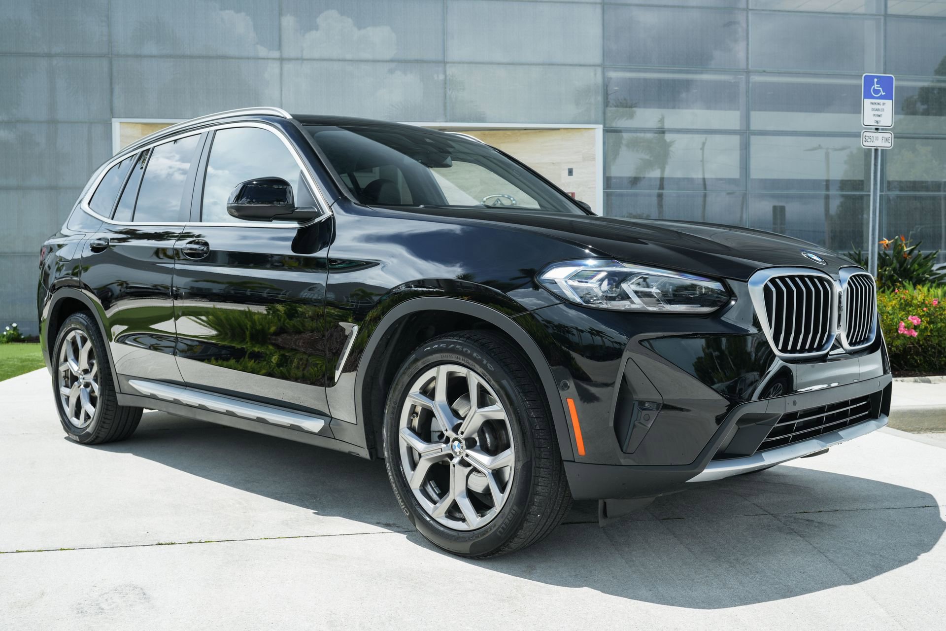 Used 2024 BMW X3 sDrive30i w/ Convenience Package w/ZPA image 4