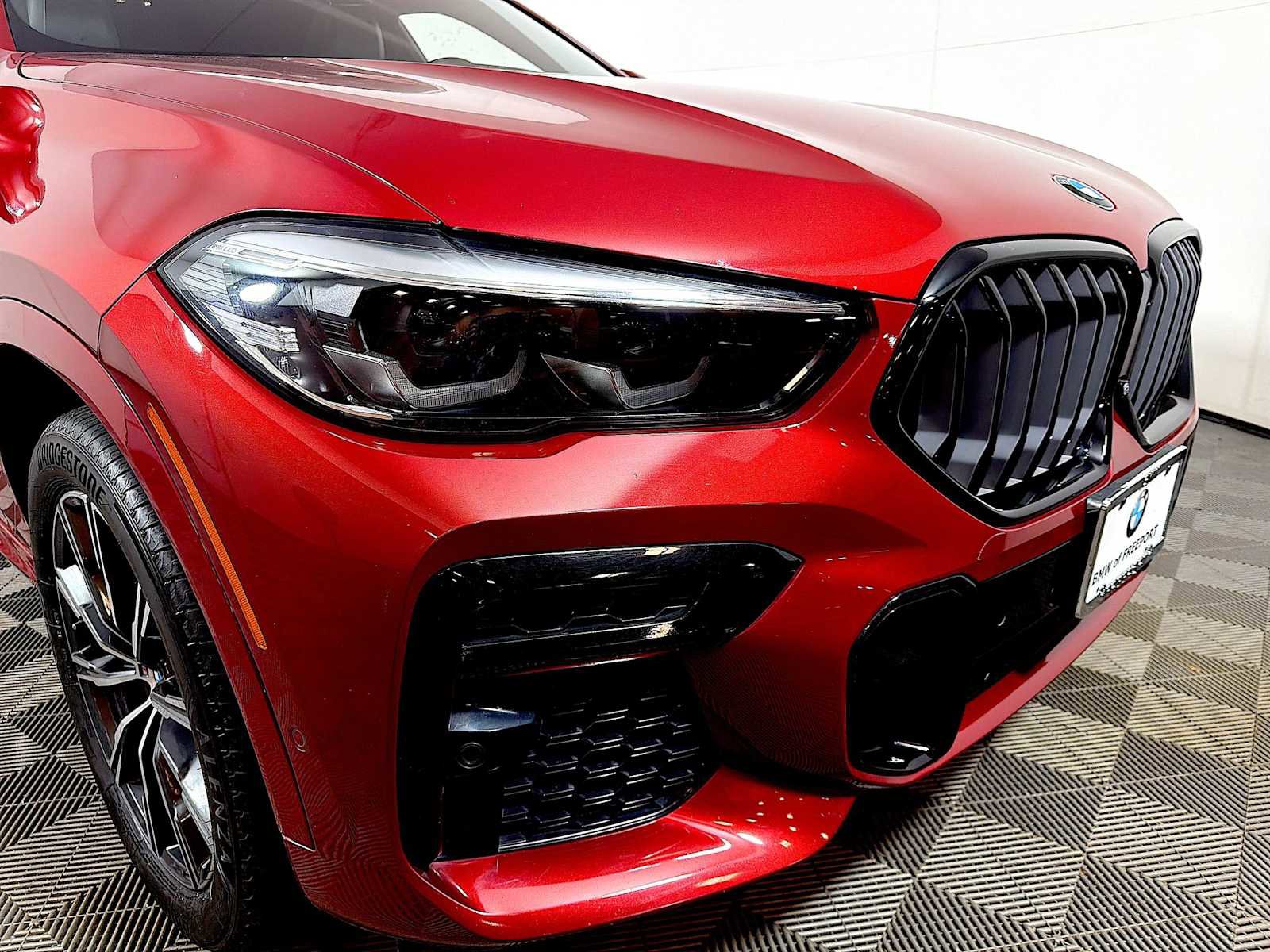 Used 2022 BMW X6 xDrive40i w/ M Sport Package image 26