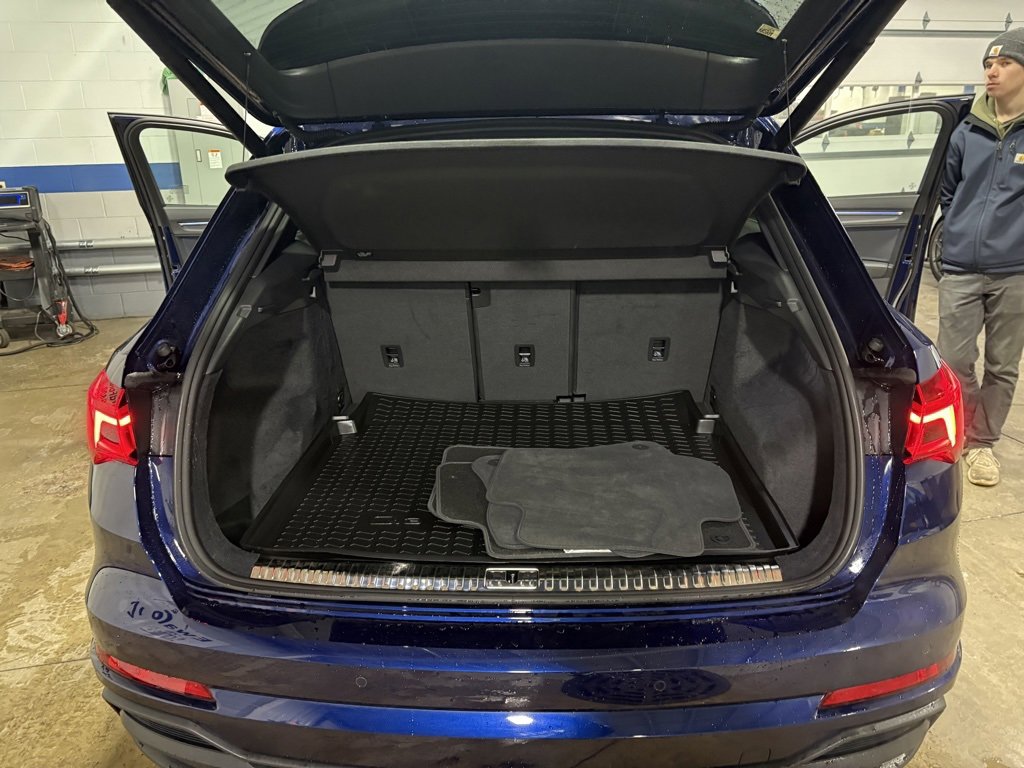 Used 2024 Audi Q3 2.0T Premium Plus w/ Premium Plus Package image 31