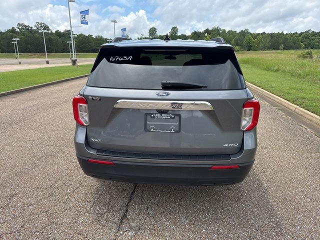 Used 2022 Ford Explorer XLT AWD/4WD image 6