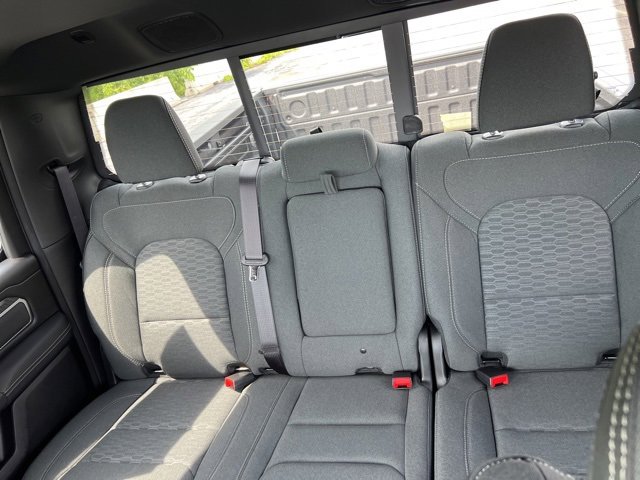 New 2026 RAM 1500 4x4 Crew Cab image 23