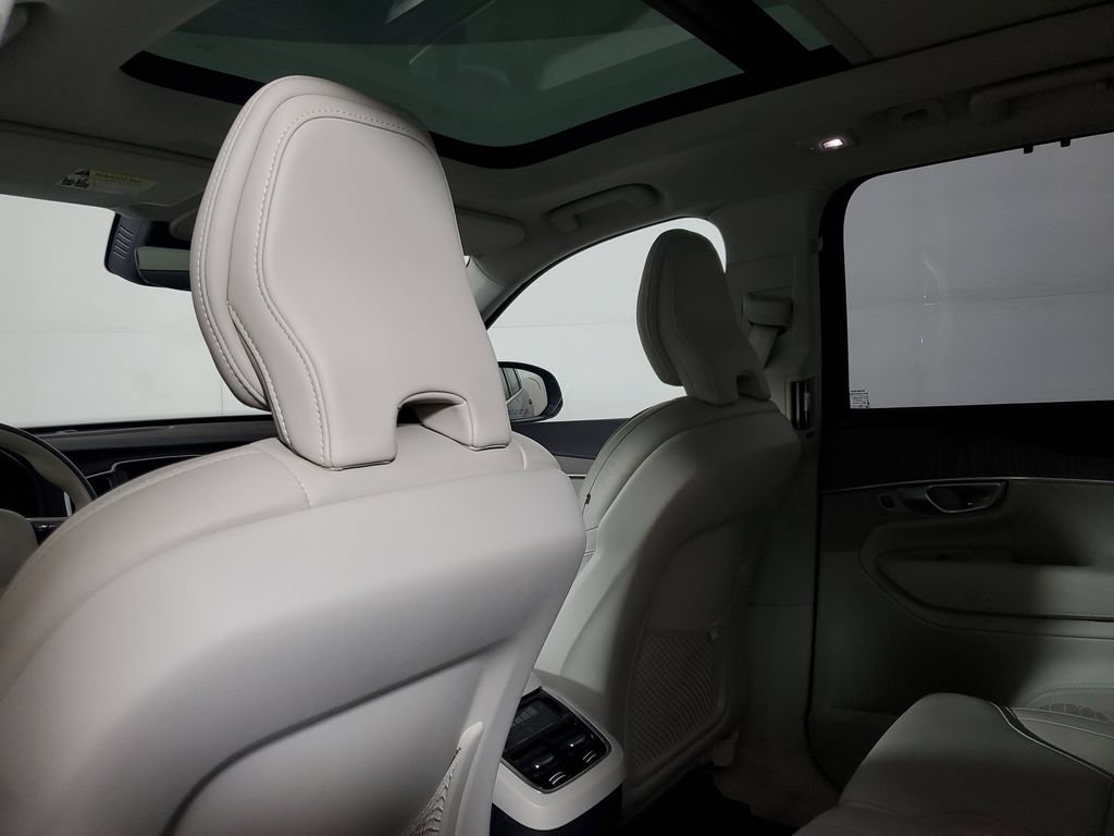 Certified 2023 Volvo XC90 B6 Ultimate AWD/4WD image 15